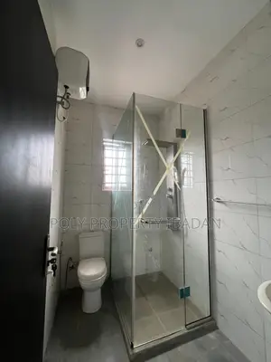 4bdrm Duplex in Omololu Olunloyo, Ibadan for sale