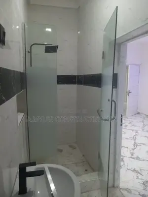 Shower Cubicles Side Open
