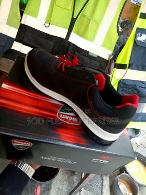 Sepang Flat And Lightweight Outfit&Safety Shoe ITALY MADE