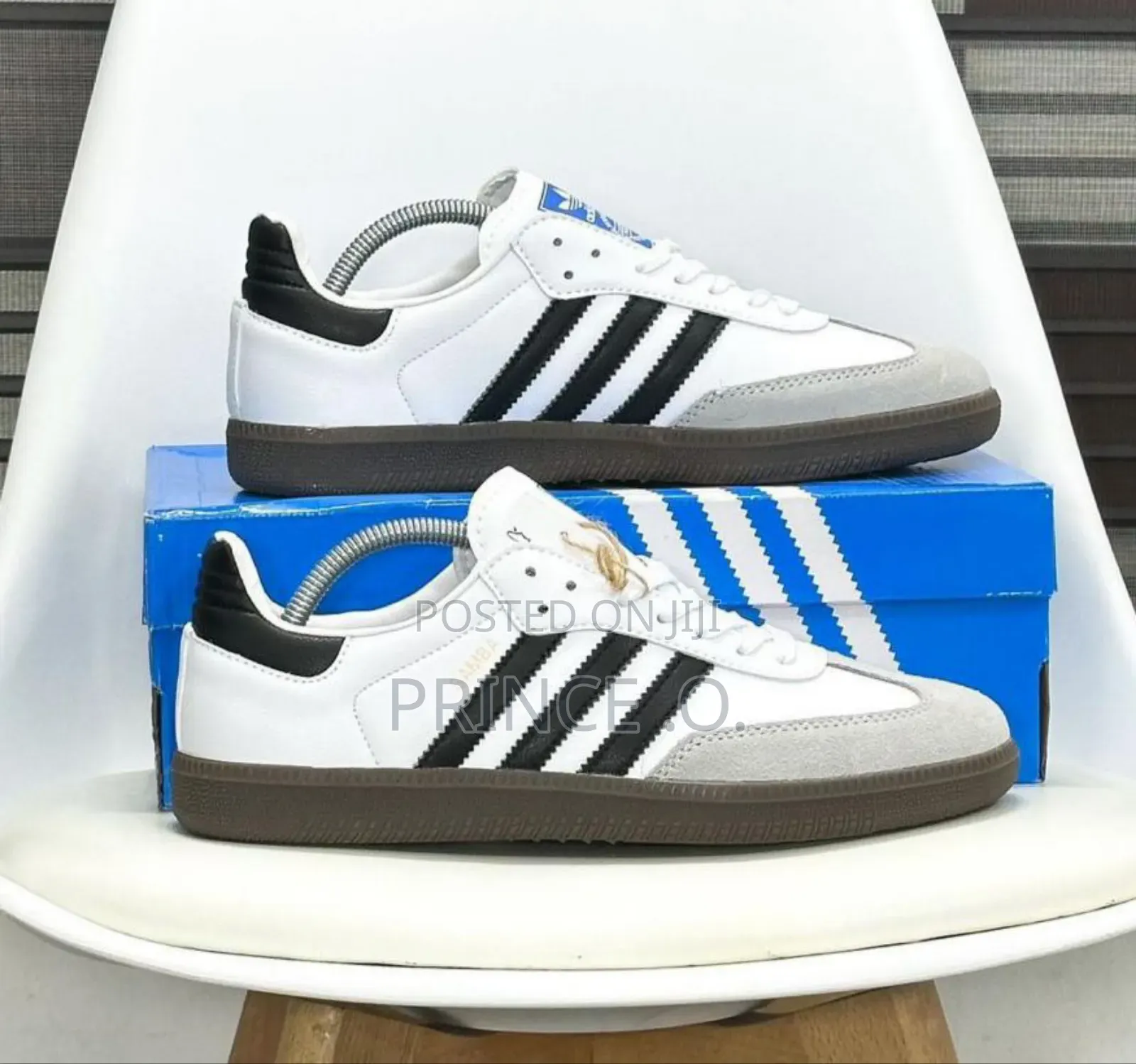 Adidas Sneakers