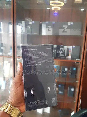 New Samsung Galaxy S10 Plus 128 GB Black