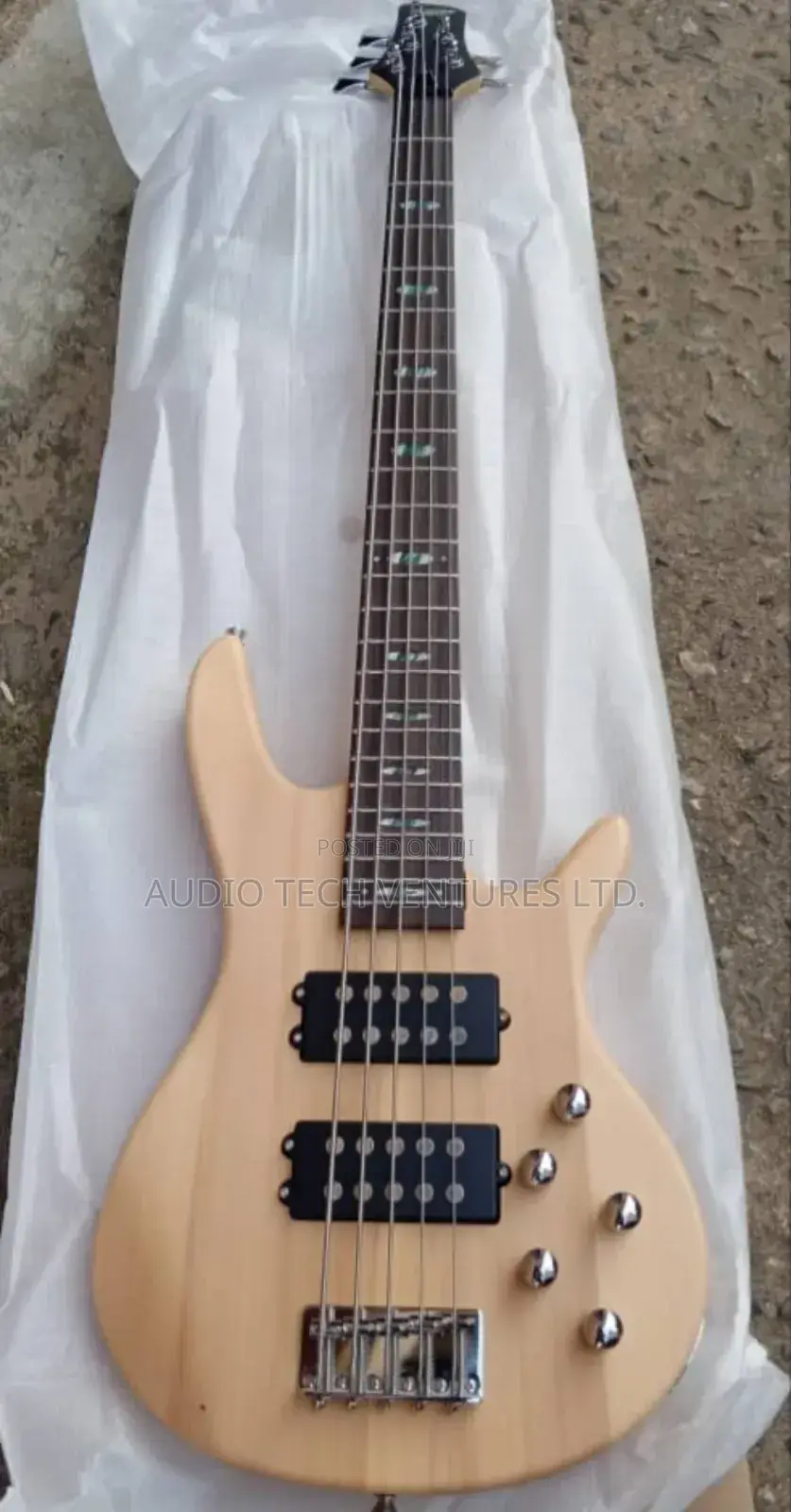 Ibanez Guitar 5 Strings Bass Active