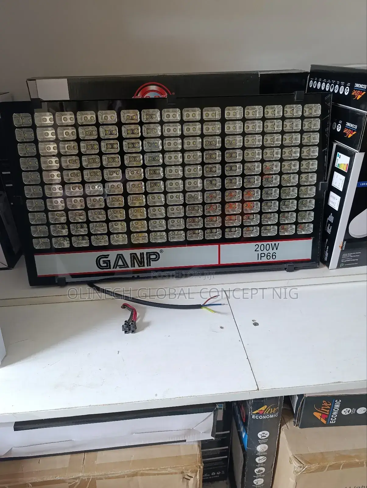 GANP 200w Flood Light