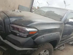 Upgrade Kit Tacoma 2006-2012 Upgrade to 2022 Iron Body