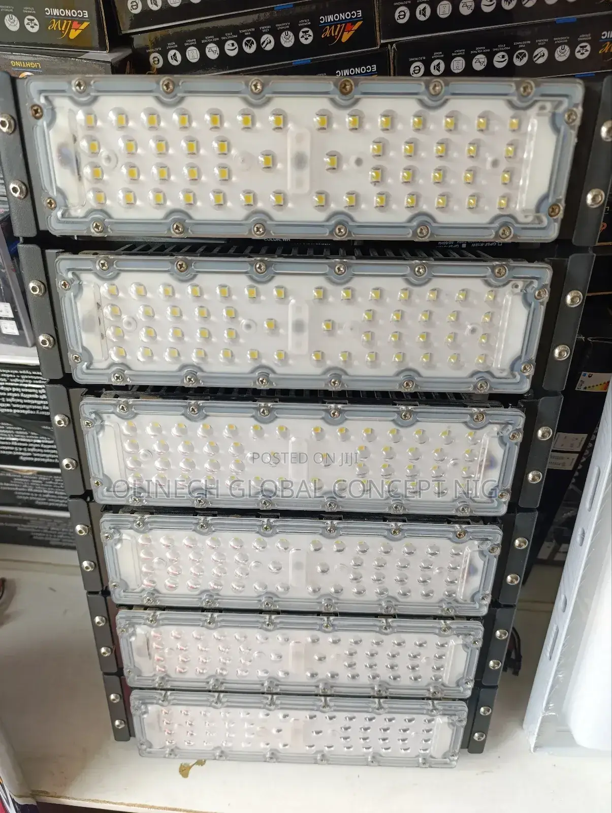 300 W GANP Flood Light