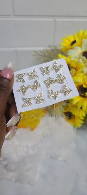 Photo - Quality High Fashion Earring Set