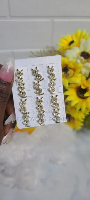 Photo - Quality High Fashion Earring Set