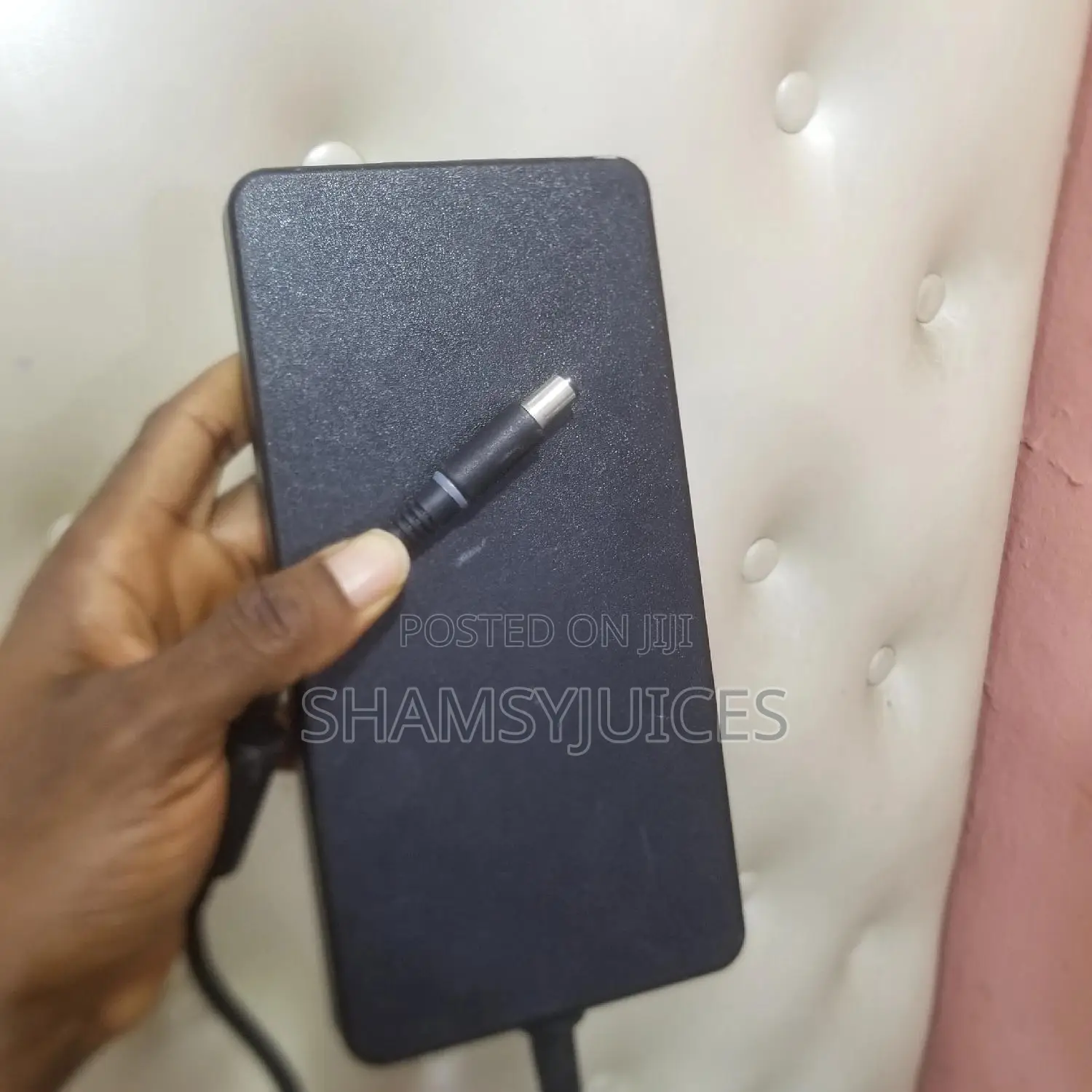 Follow Come Dell Charger 240w