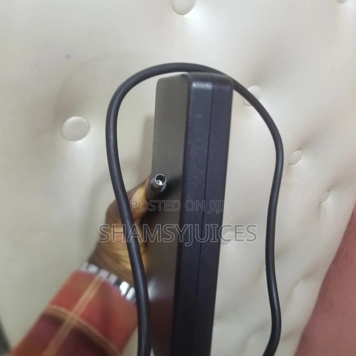 Follow Come Dell Charger 240w
