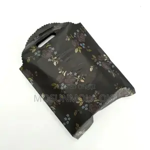 25pcs Cute Gift Bags Plastic Party or Shopping Bag