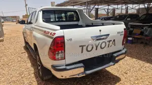 Toyota Hilux Revo Smart Cab Deisel 2.8 RWD 2020 White