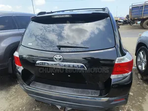 Toyota Highlander Limited 3.5L 2WD 2013 Black