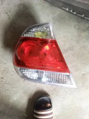 Toyota Camry 06 Back Light Left Side