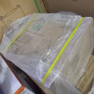 5.5kva 24v Famicare Power Solar Inverter Hybrid