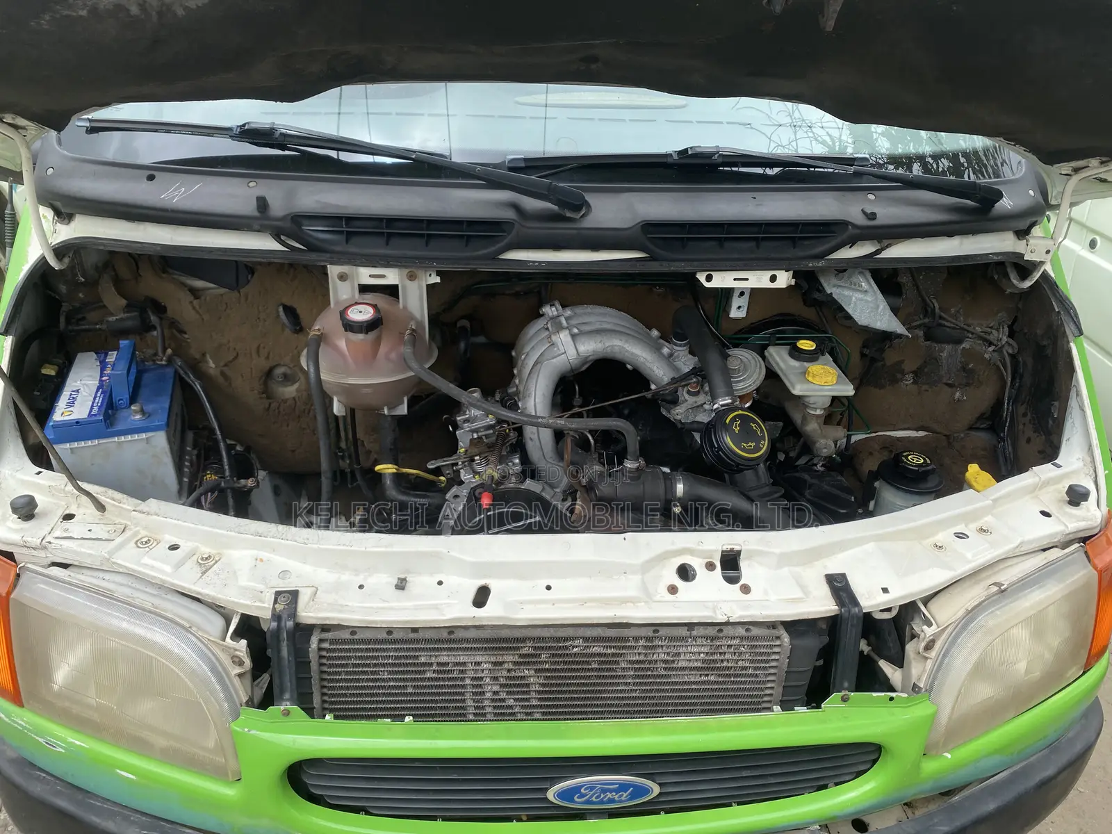 Ford Transit 2000 Green