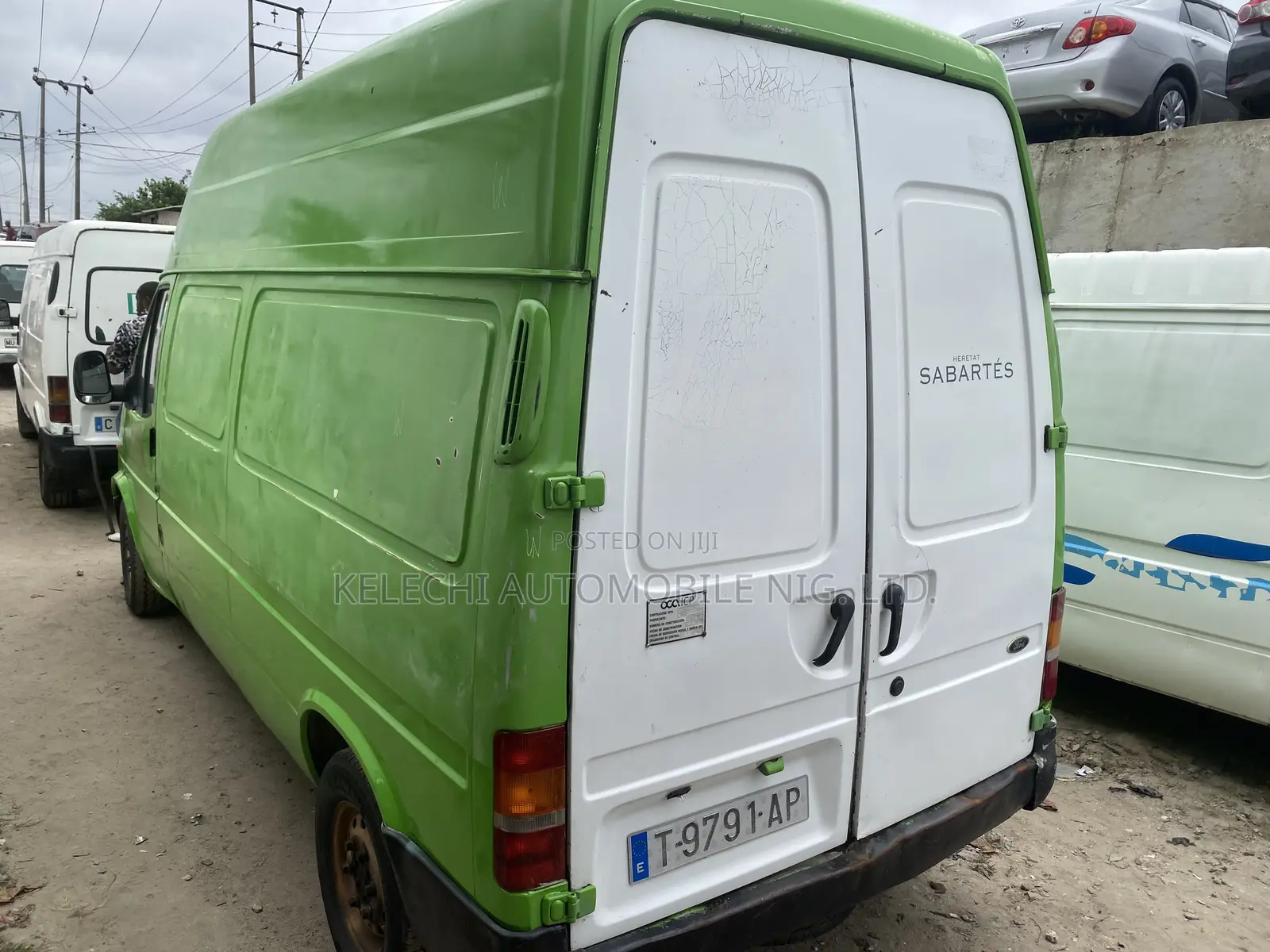 Ford Transit 2000 Green