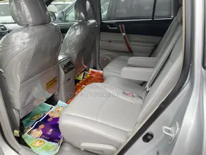 Toyota Highlander Limited 2010 Silver