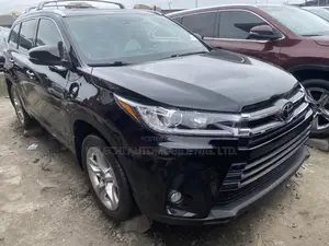Toyota Highlander 2016 Black