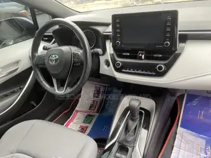 Toyota Corolla SE 2021 White