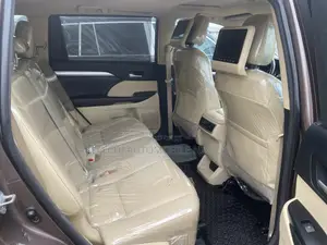 Toyota Highlander 2017 Gray