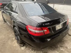 Mercedes-Benz E350 2010 Black