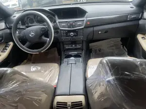 Mercedes-Benz E350 2010 Black