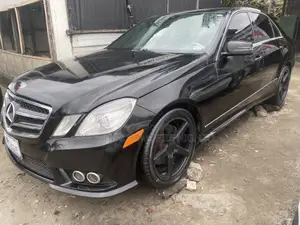 Mercedes-Benz E350 2010 Black