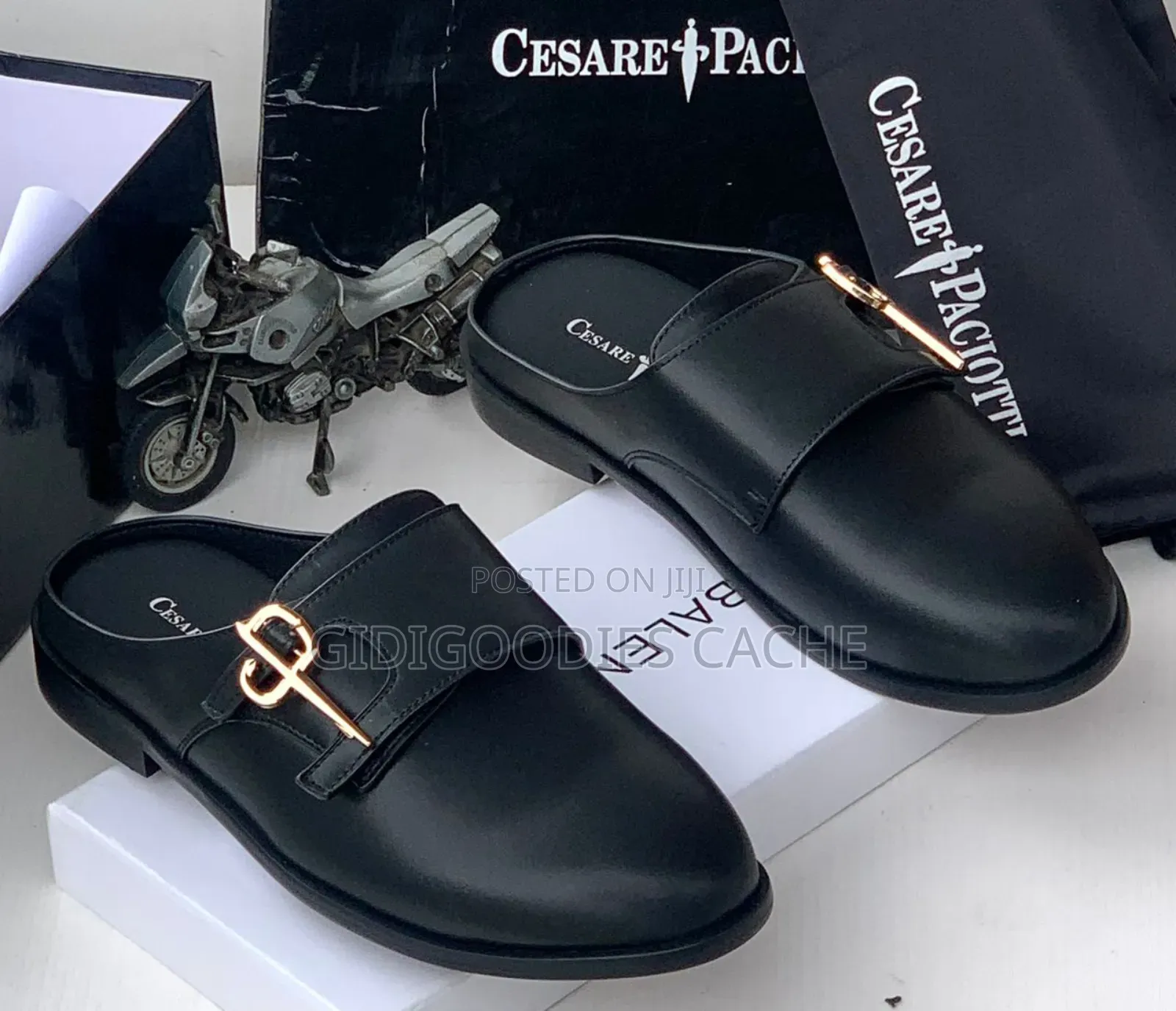 Cesare Paciotti Mules