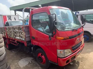 Toyota Dyna 300