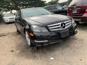 Mercedes-Benz C300 2012 Black