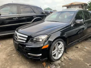 Mercedes-Benz C300 2012 Black