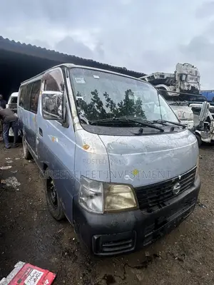 Nissan Caravan (Urvan) 2012 Grey