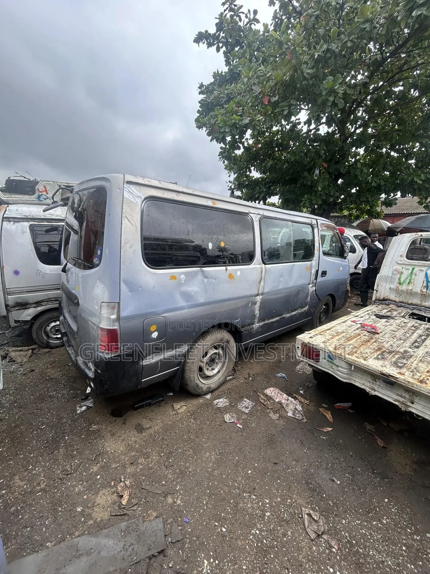 Nissan Caravan (Urvan) 2012 Grey