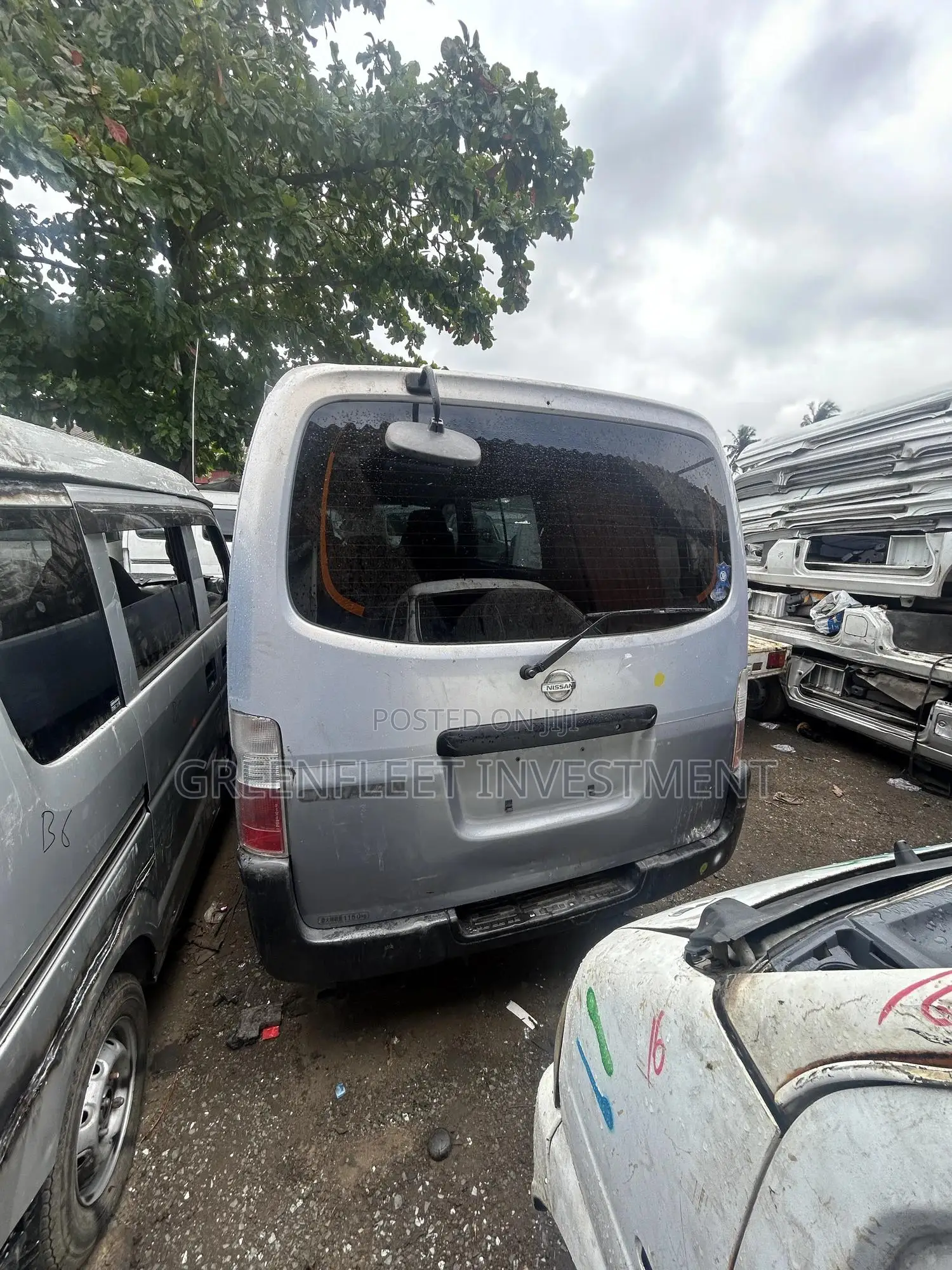Nissan Caravan (Urvan) 2012 Grey