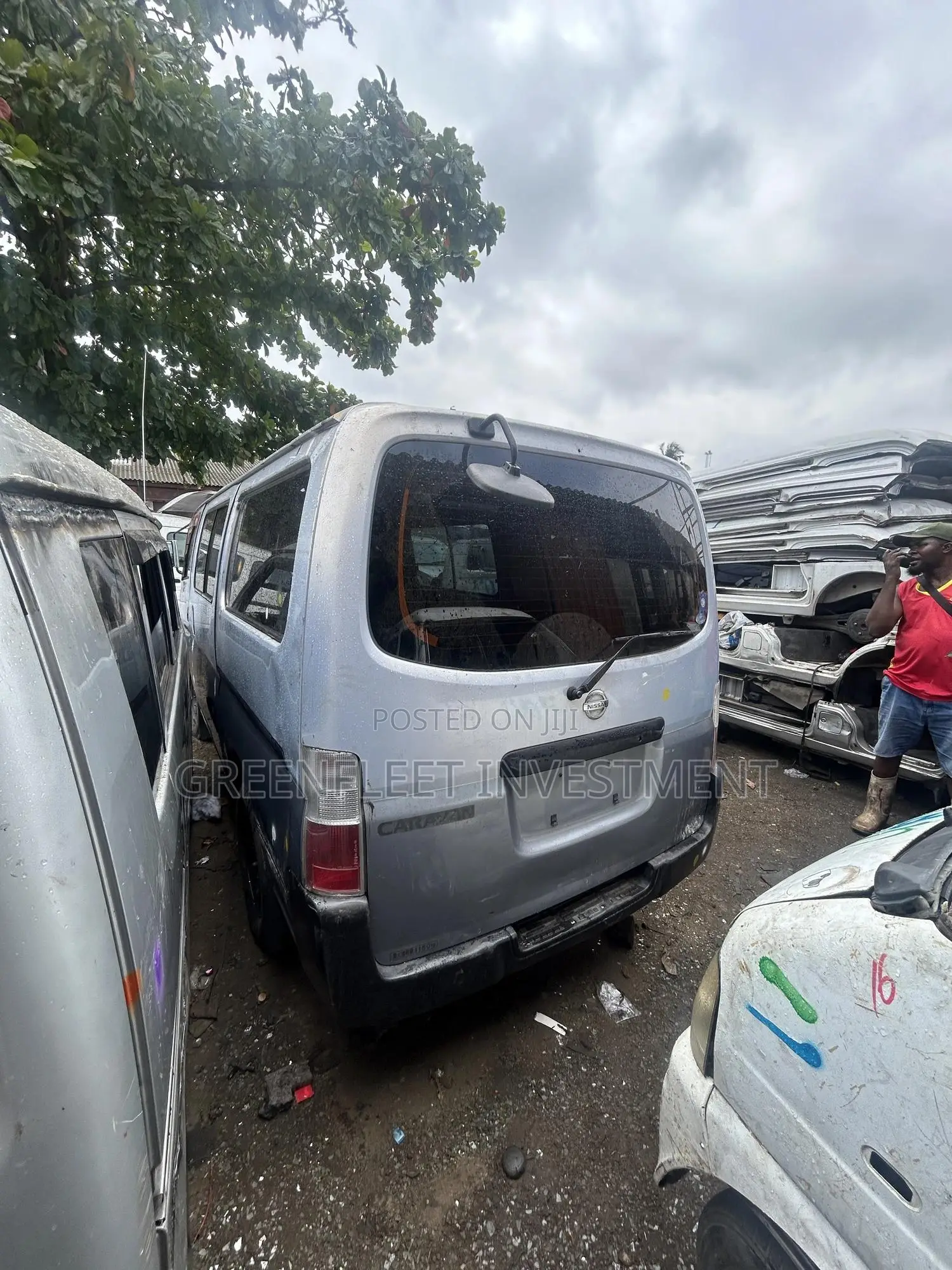 Nissan Caravan (Urvan) 2012 Grey