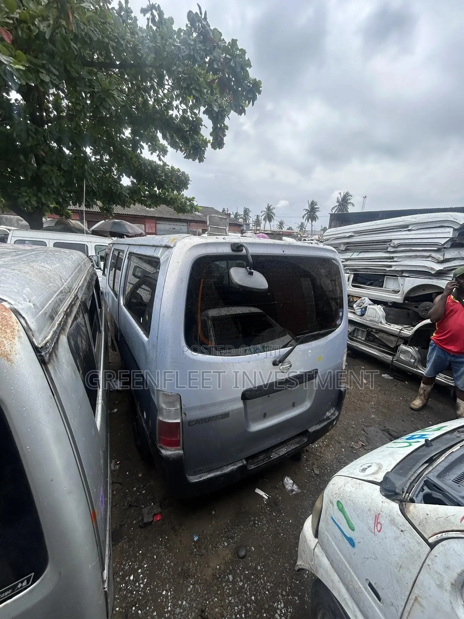 Nissan Caravan (Urvan) 2012 Grey