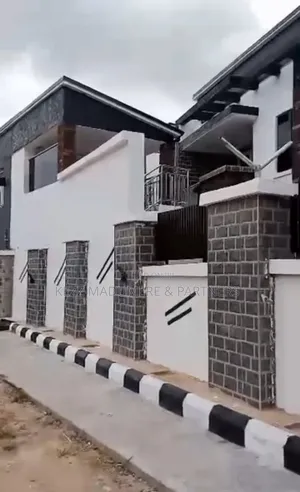 4bdrm Duplex in Independence Layout, Port-Harcourt for sale