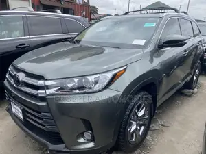 Toyota Highlander 2017 Green
