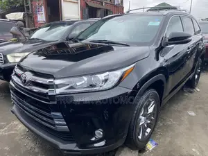 Toyota Highlander 2018 Black