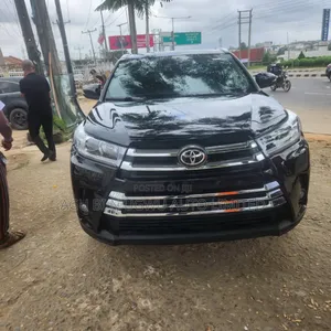 Toyota Highlander 2015 Black