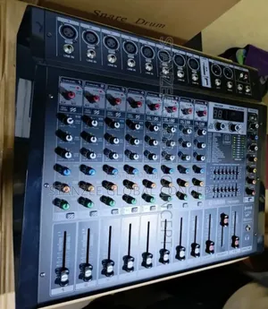 Yamaha 8 Channel Powered Mixer