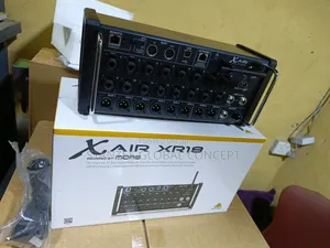 Behringer Xair Xr18 Digital Mixer