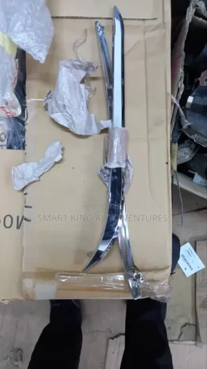 Extra Bumper Chrome for Mitsubishi Pajero