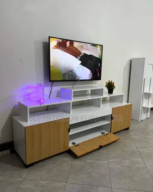 Tv Stand 5ftby 20inchs Hide White