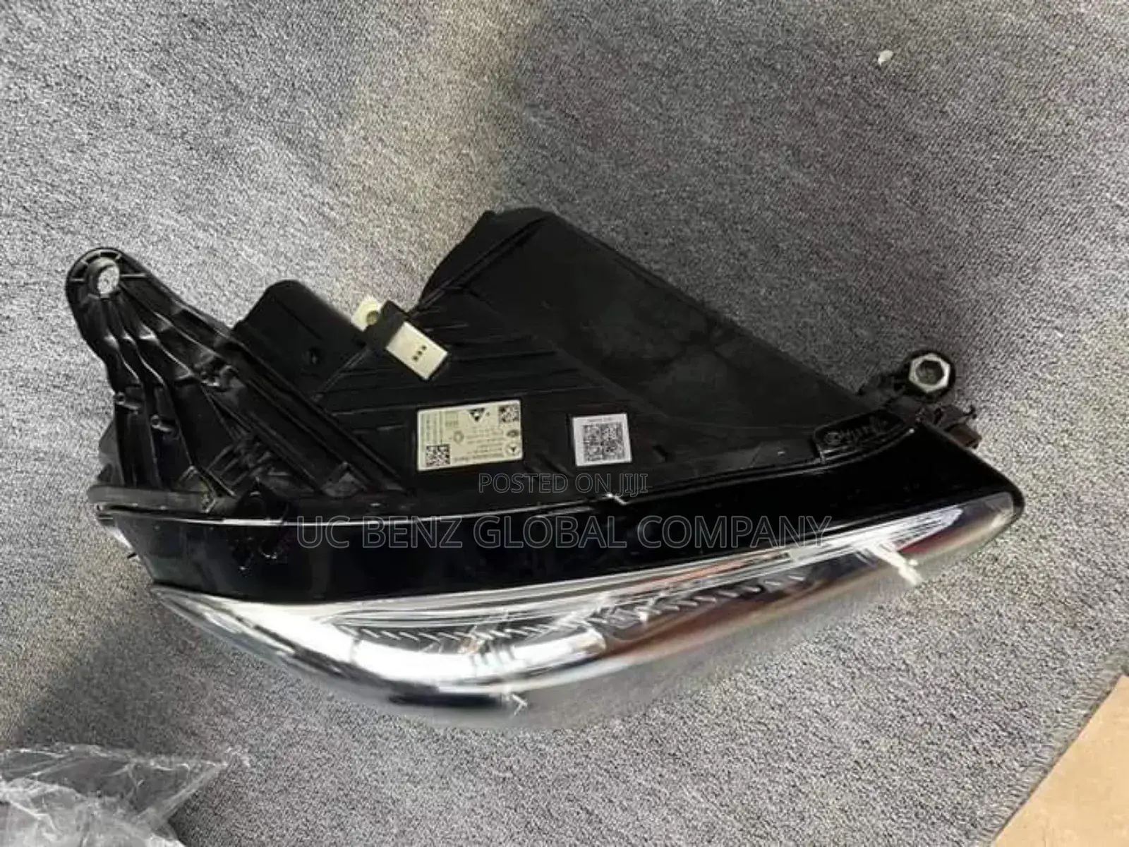 Headlamp E300 2020 - 2023