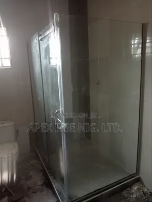 Fav Shower Glass Cubicle