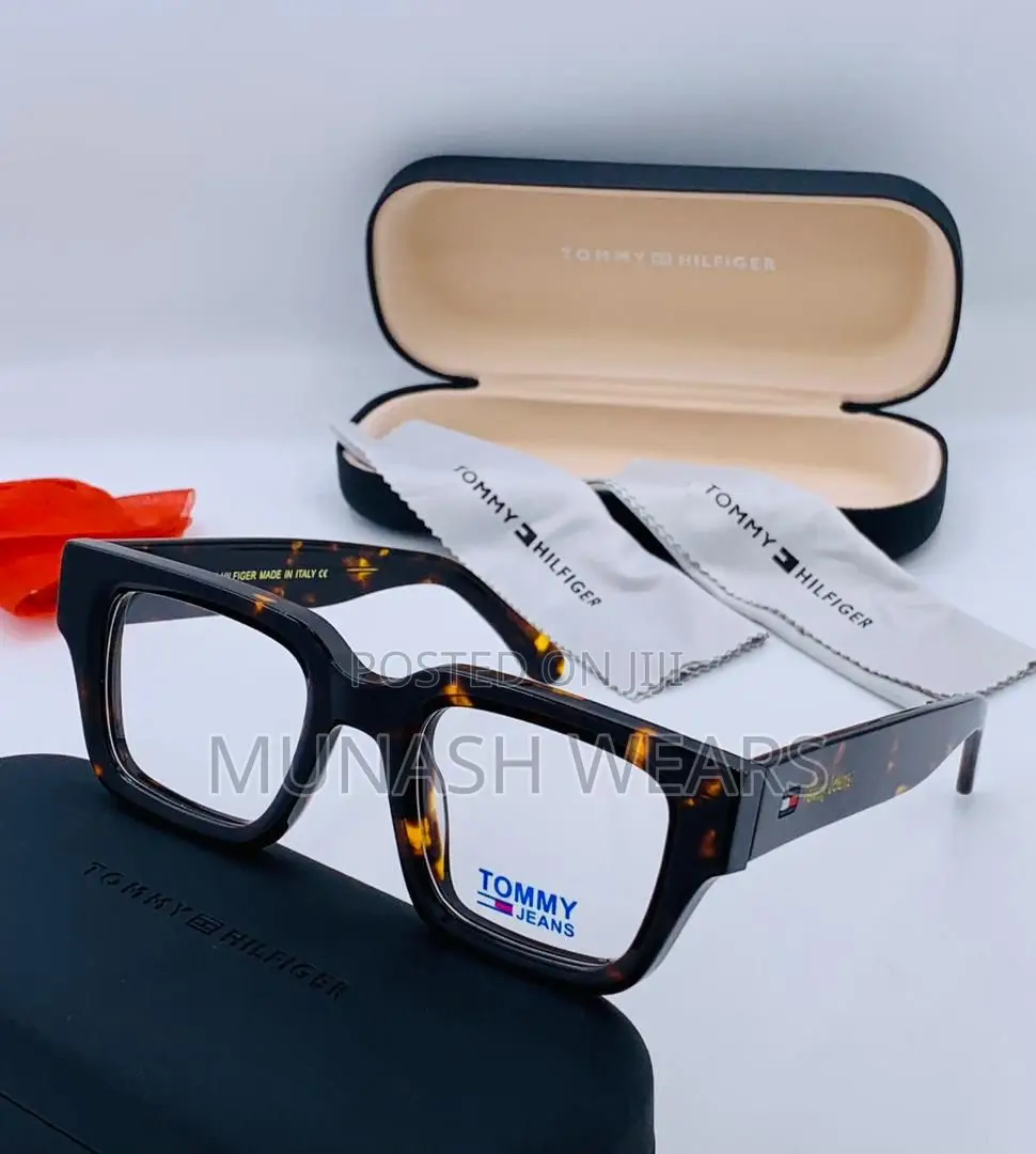 Tommy Hilfiger