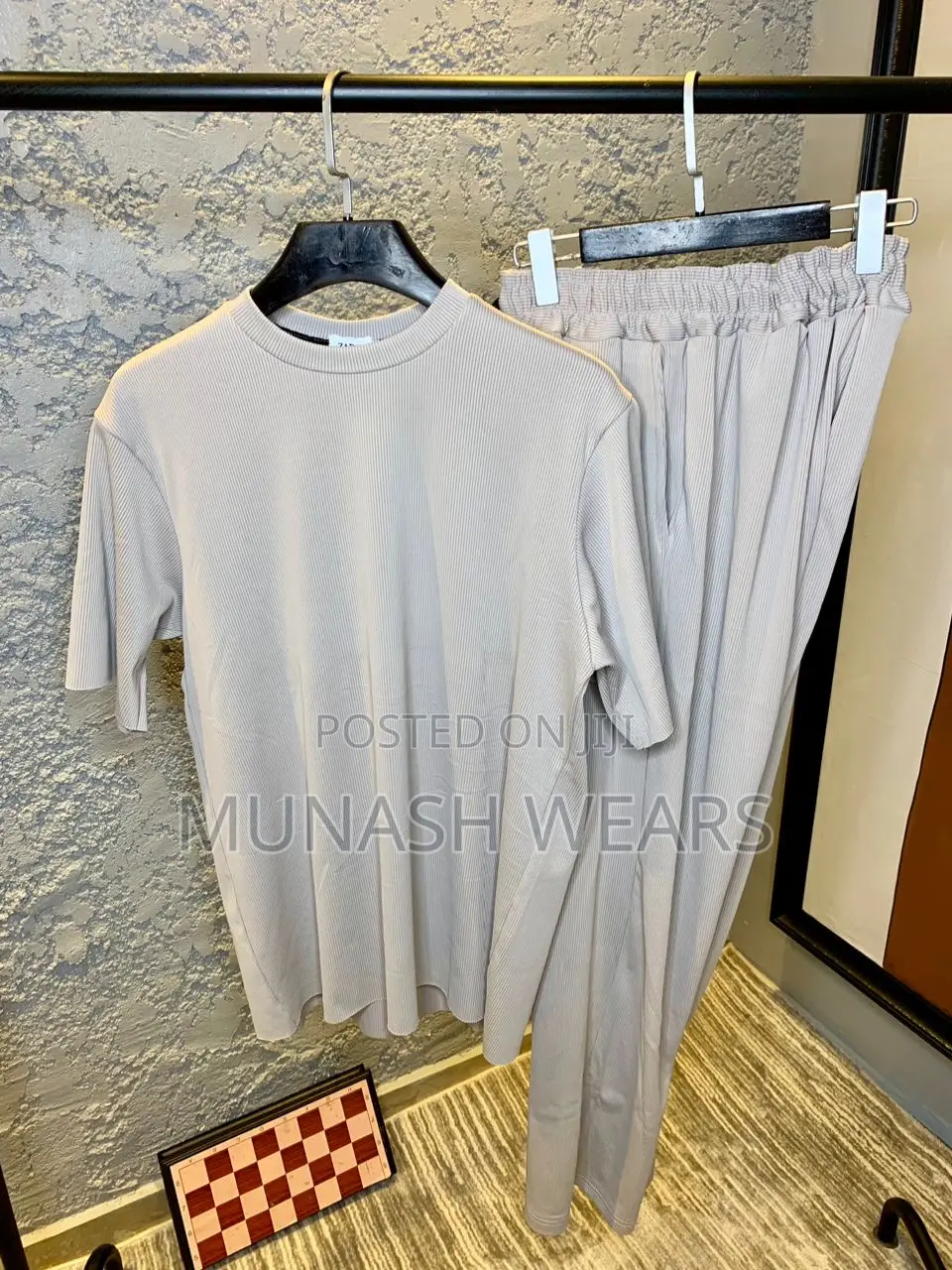 Luxury Zara Up and Down