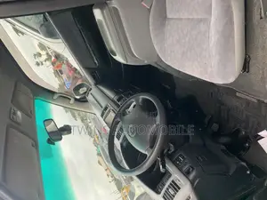 Toyota HiAce 2013 Black