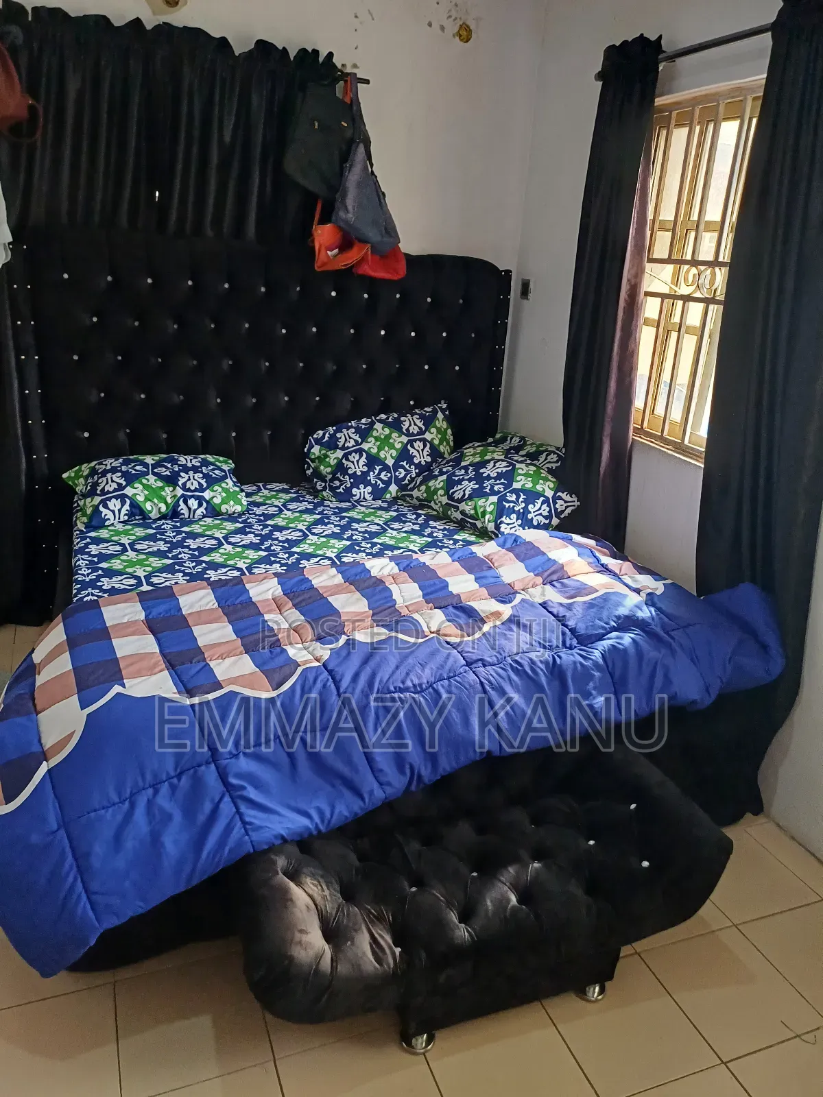 6x6 Bedframe With Ottoman